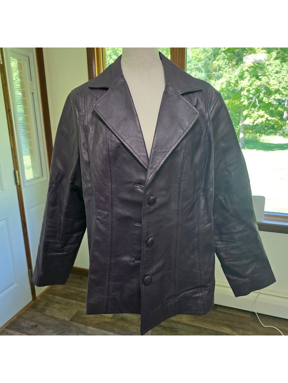 Y2K vintage Via Accenti leather jacket A8